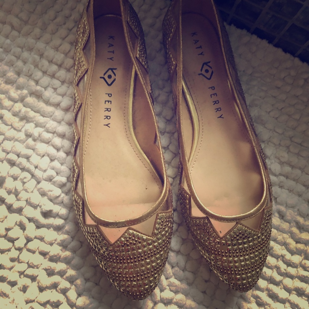 Gold tone flats